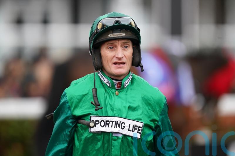 Daryl Jacob sidelined by broken collarbone