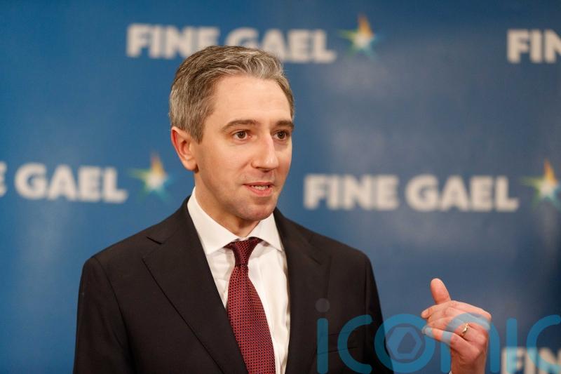 Varadkar advises Harris to be &lsquo;authentic&rsquo; in Fine Gael leadership