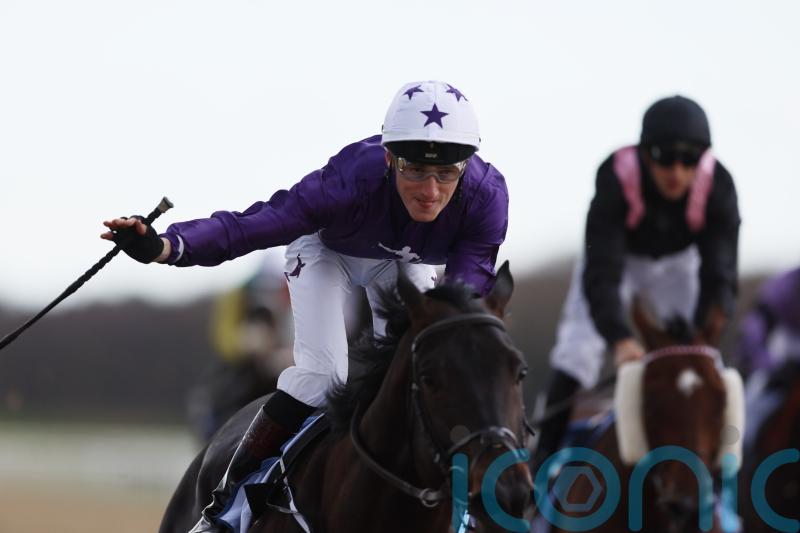 Egan drives home Elegant Man for Easter Classic glory