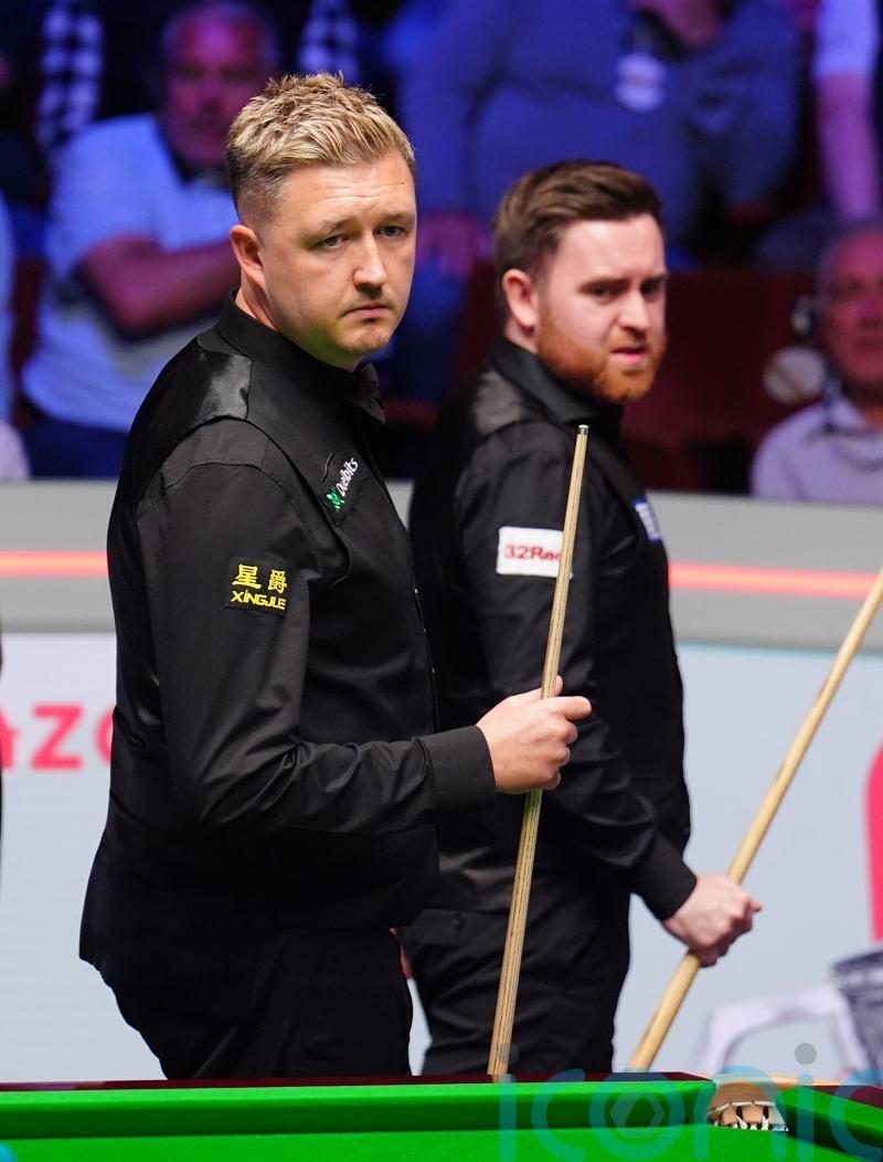 Kyren Wilson on top in World Championship final after checking Jak Jones rally