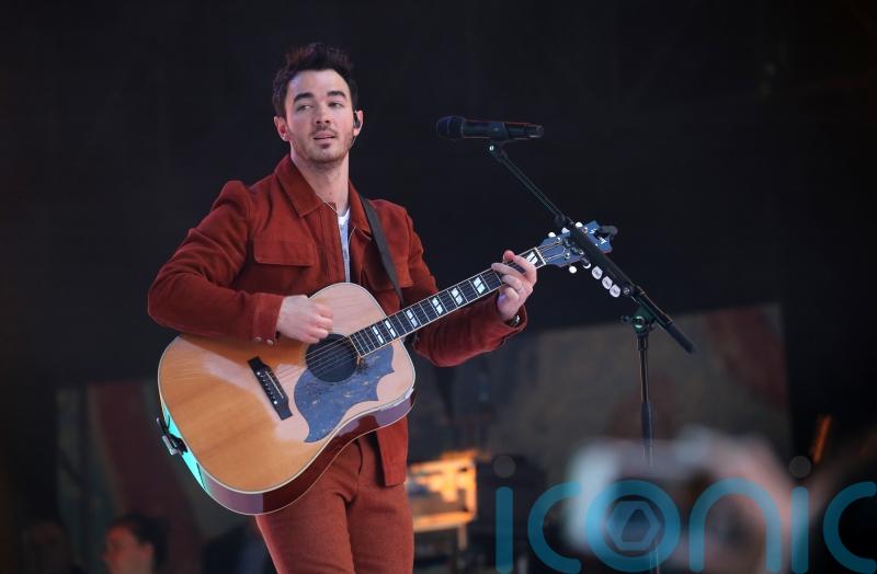When to get your moles checked, after Kevin Jonas recovers from surgery