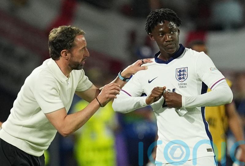 Jermain Defoe backs Kobbie Mainoo and Cole Palmer to give England ‘identity’
