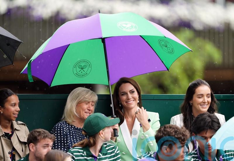 How to dress for summer sporting events in unpredictable weather