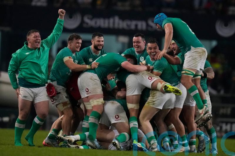 Ciaran Frawley’s late drop goal sees Ireland beat South Africa to draw series
