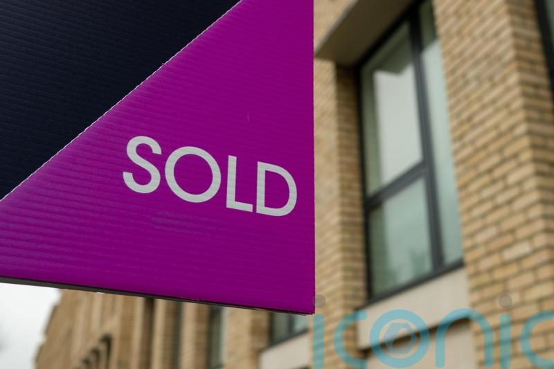 How to help speed up a house sale this summer, according to a property expert