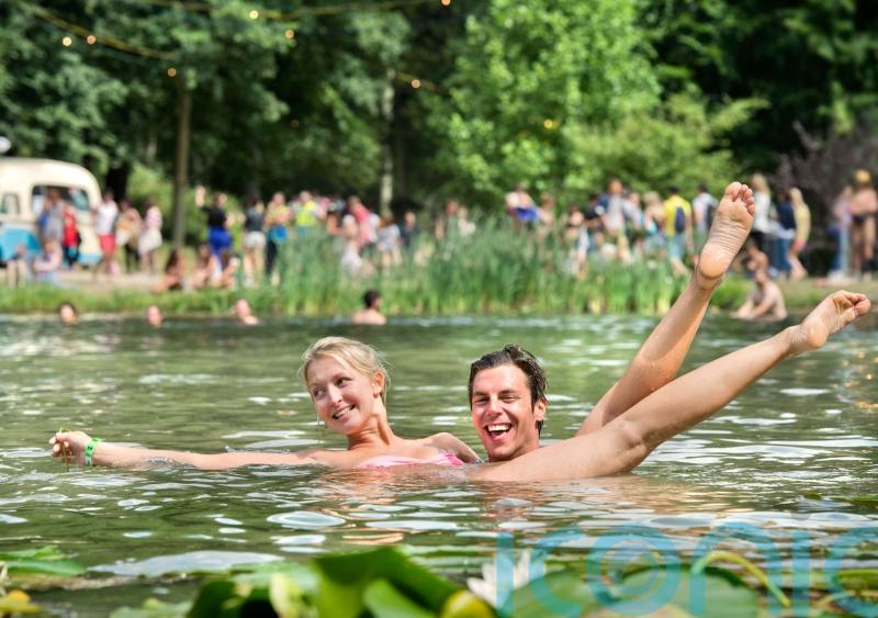 Wild swimming: How to tell if water is safe and clean enough to swim in