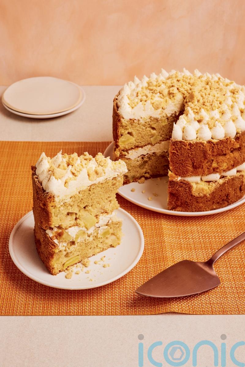 Jane Dunn’s apple crumble cake recipe