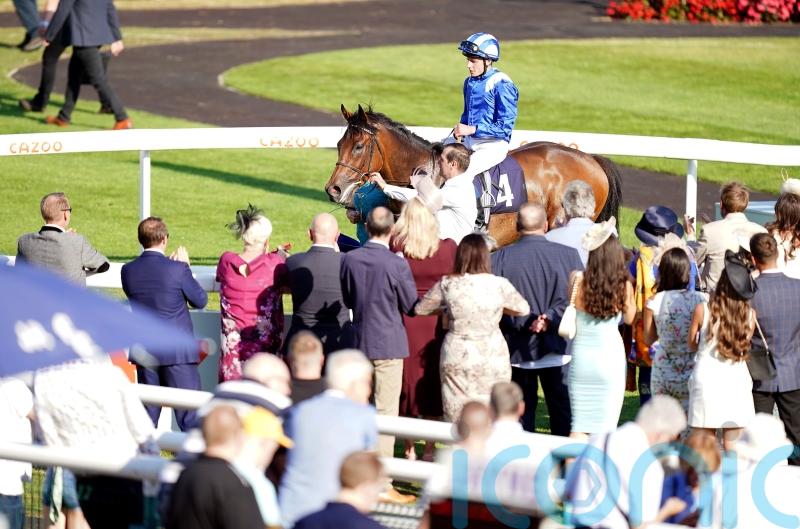 Anmaat back in business with Rose of Lancaster victory
