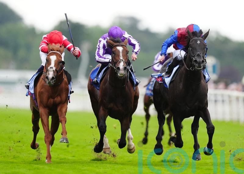 Los Angeles digs deep to grind out Great Voltigeur victory