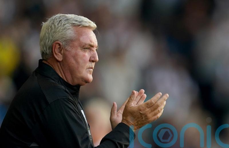 Steve Bruce returns to management with Blackpool
