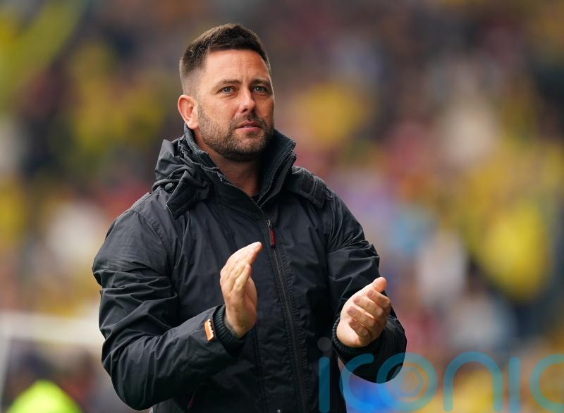Des Buckingham hails impressive Oxford performance after win over Stoke