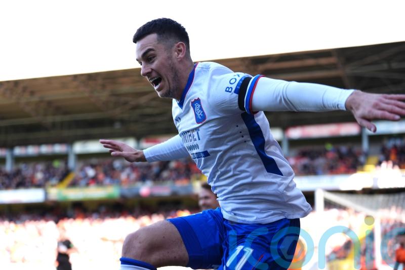 Tom Lawrence’s early goal gives troubled Rangers a welcome win at Dundee United