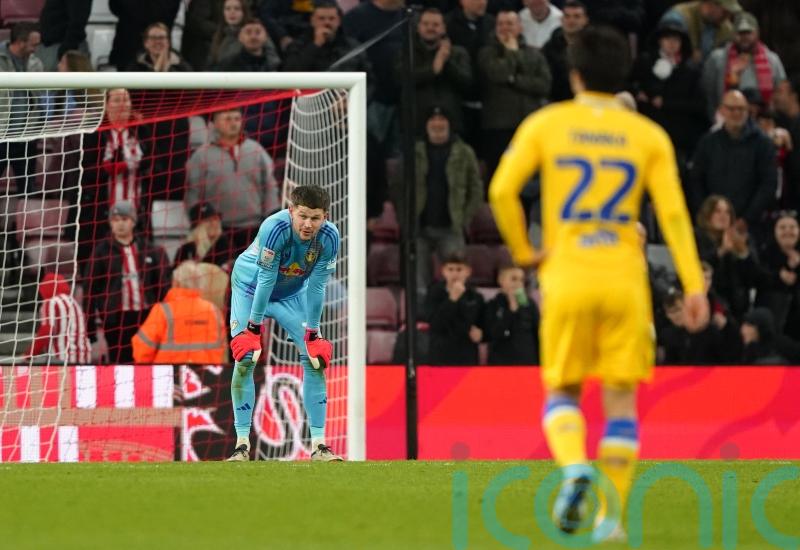 Illan Meslier’s late error hands Sunderland a point against Leeds