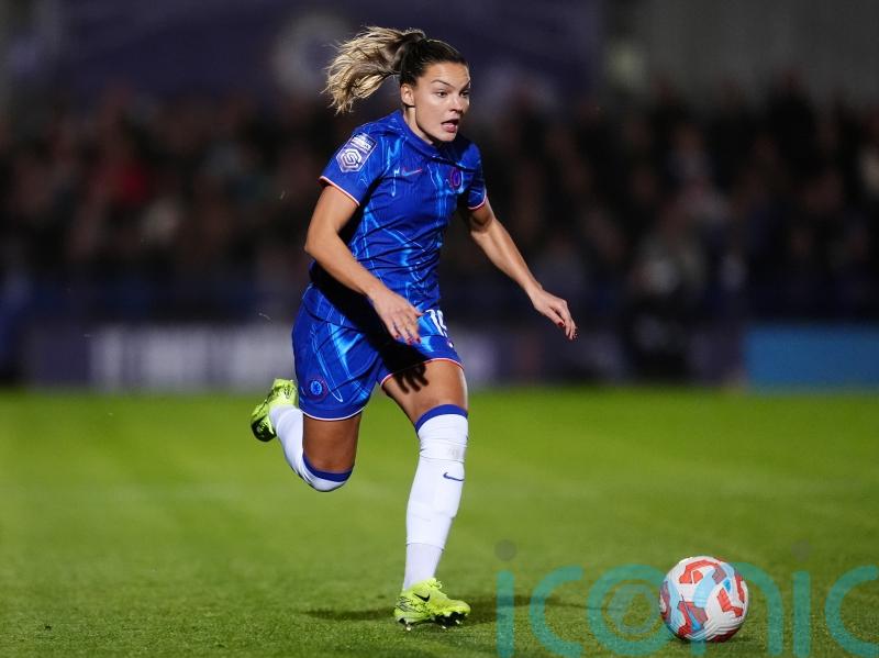 Johanna Rytting Kaneryd’s stunning strike helps Chelsea to victory over Spurs