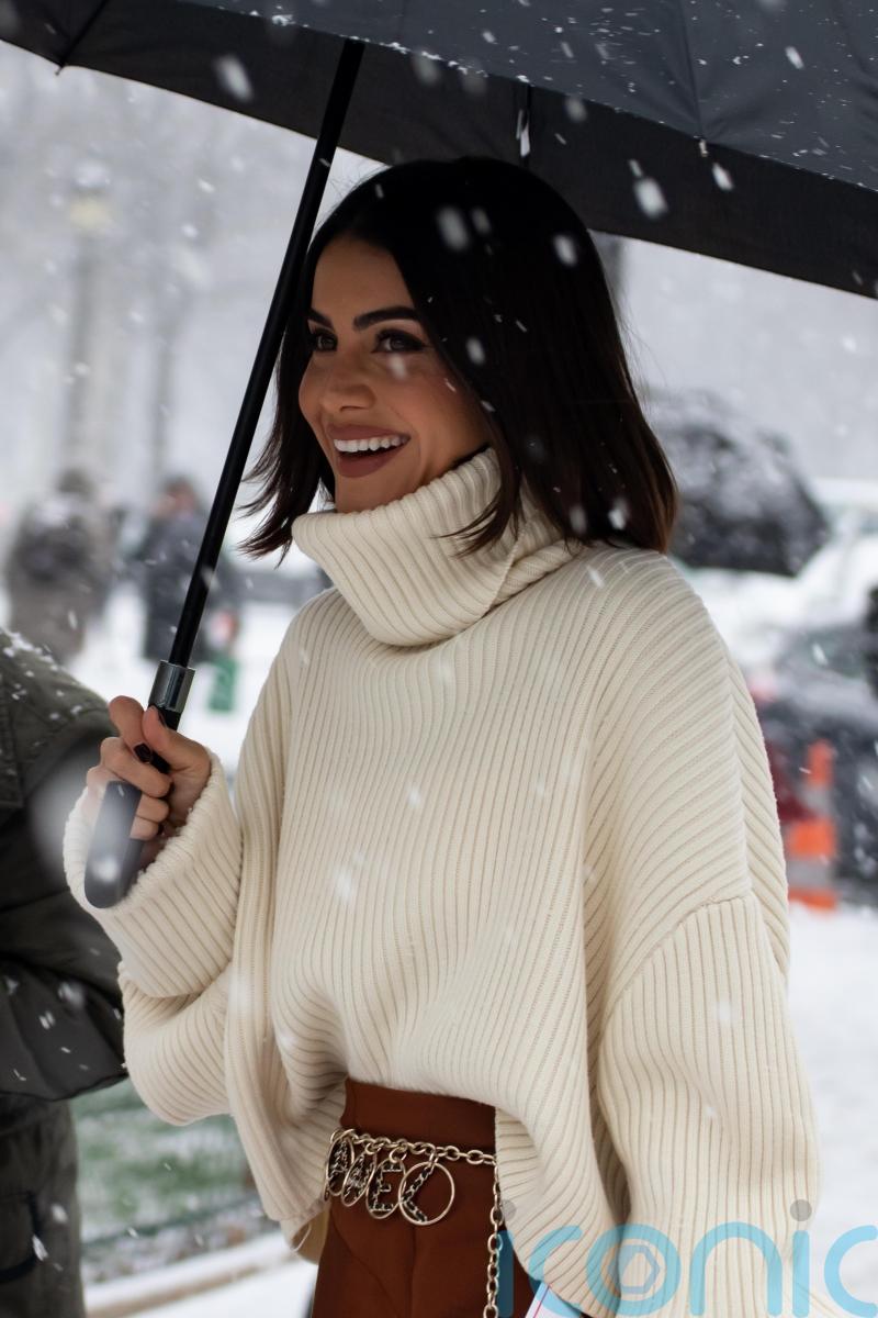 How to stay chic in the snow
