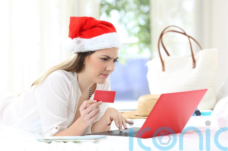 Scams to avoid when shopping for Christmas bargains