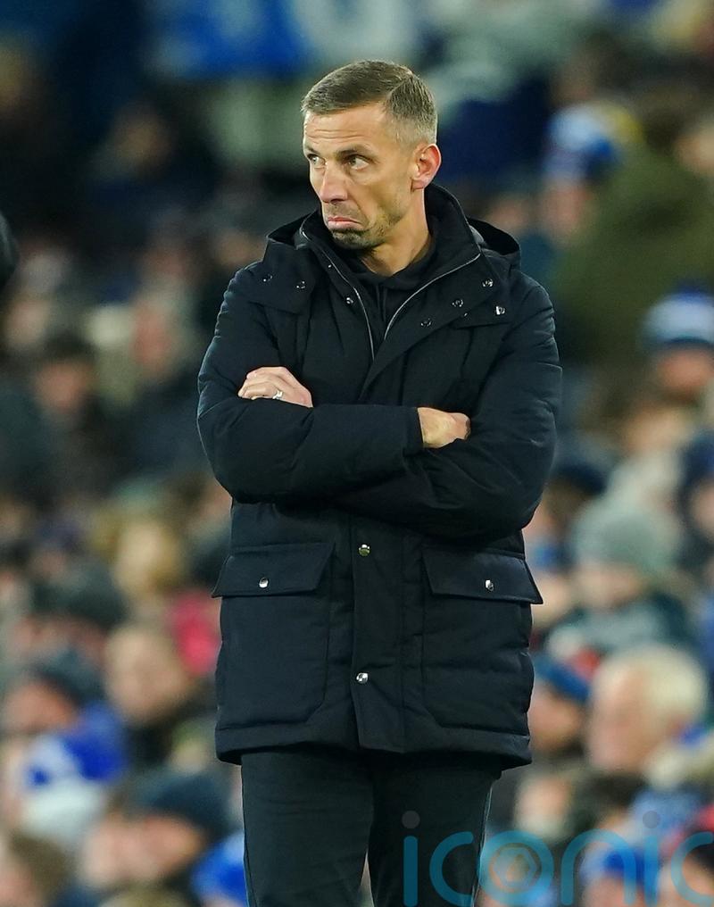 Gary O’Neil accepts criticism from Wolves fans after heavy defeat at Everton