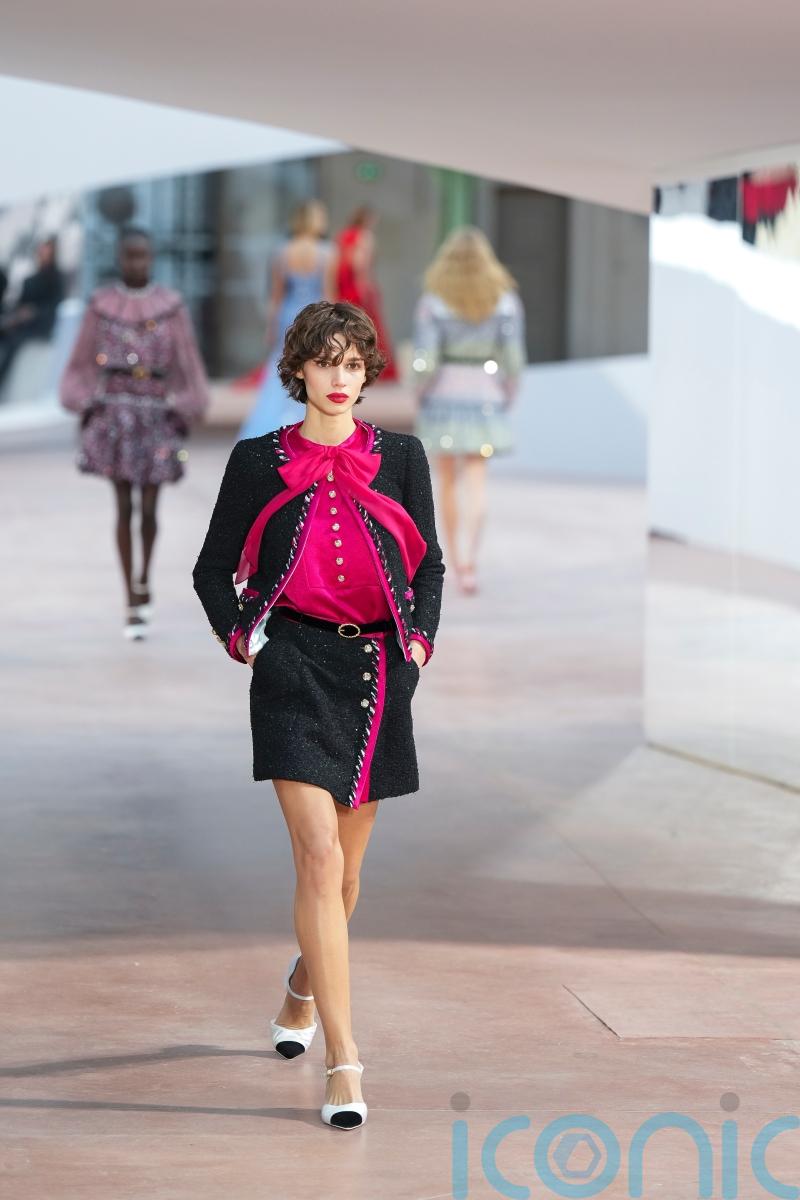 Chanel brings back Eighties power dressing at haute couture show