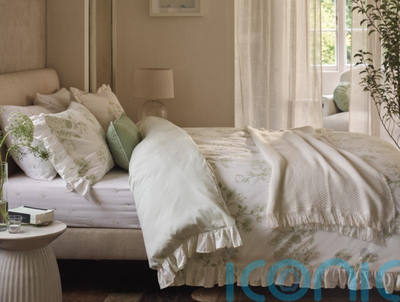 9 decorative duvet sets to dive into now