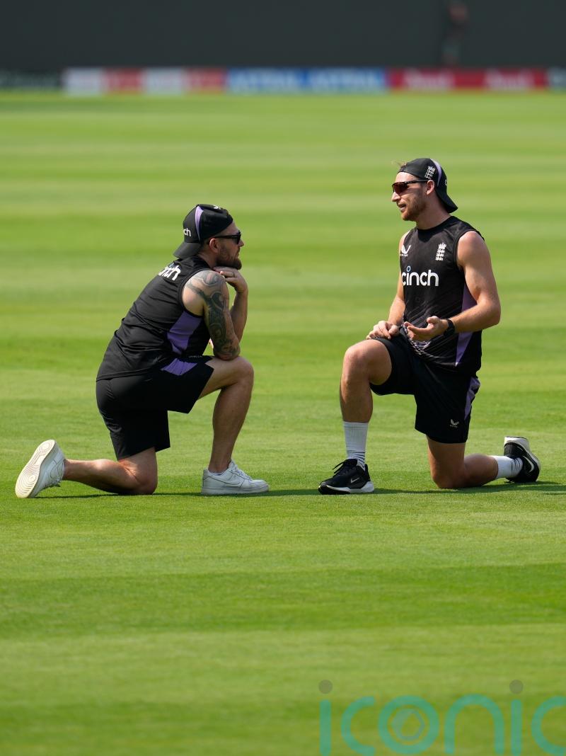 Brendon McCullum plays down England’s injury issues as Ben Duckett faces scan