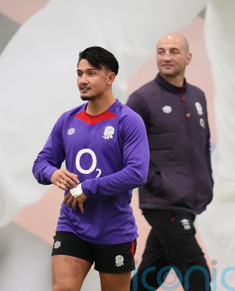 England boss Steve Borthwick backs &lsquo;world-class goal-kicker&rsquo; Marcus Smith
