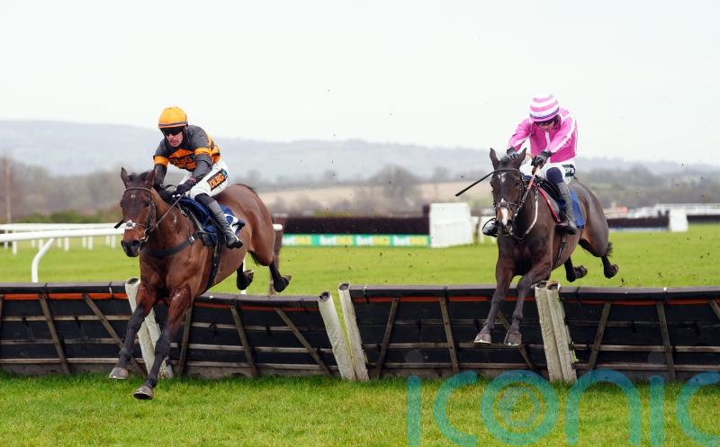 Derham sets sights on Fred Winter prize with Viyanni