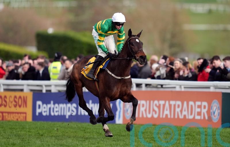 Fact To File coasts to impressive Ryanair Chase victory