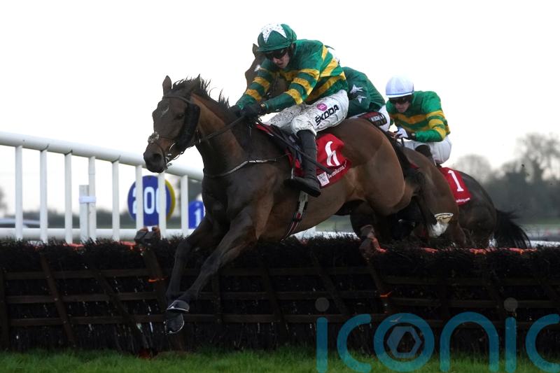 Common Practice floors High Class Hero at Thurles
