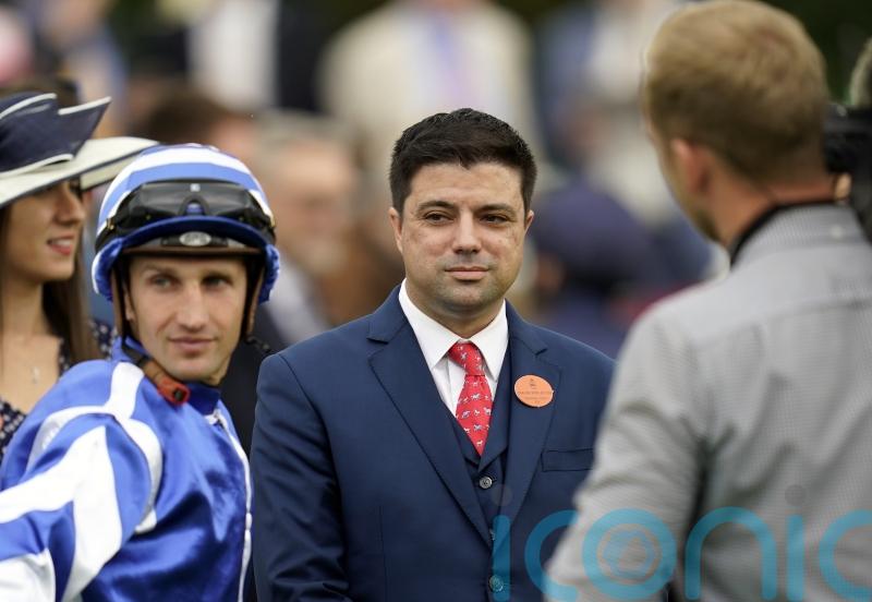 Internaute stars for Christopher Head at Saint-Cloud