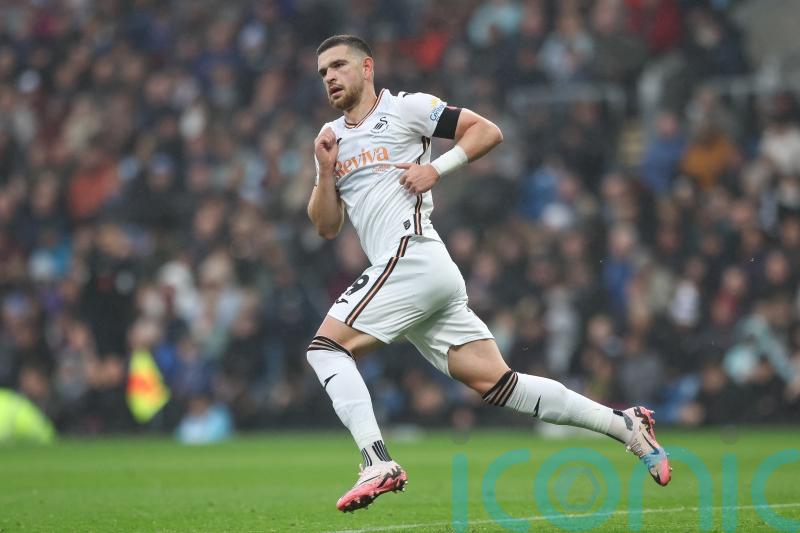 Super sub Zan Vipotnik scores late equaliser as Swansea hold high-flying Leeds