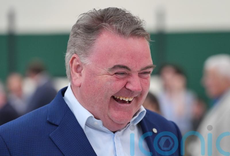 Tributes paid to Cork businessman and Fine Gael politician John Mullins