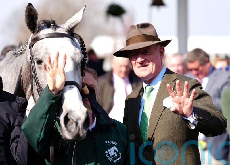 &lsquo;All options open&rsquo; for Lossiemouth and Mullins&rsquo; Sandown team