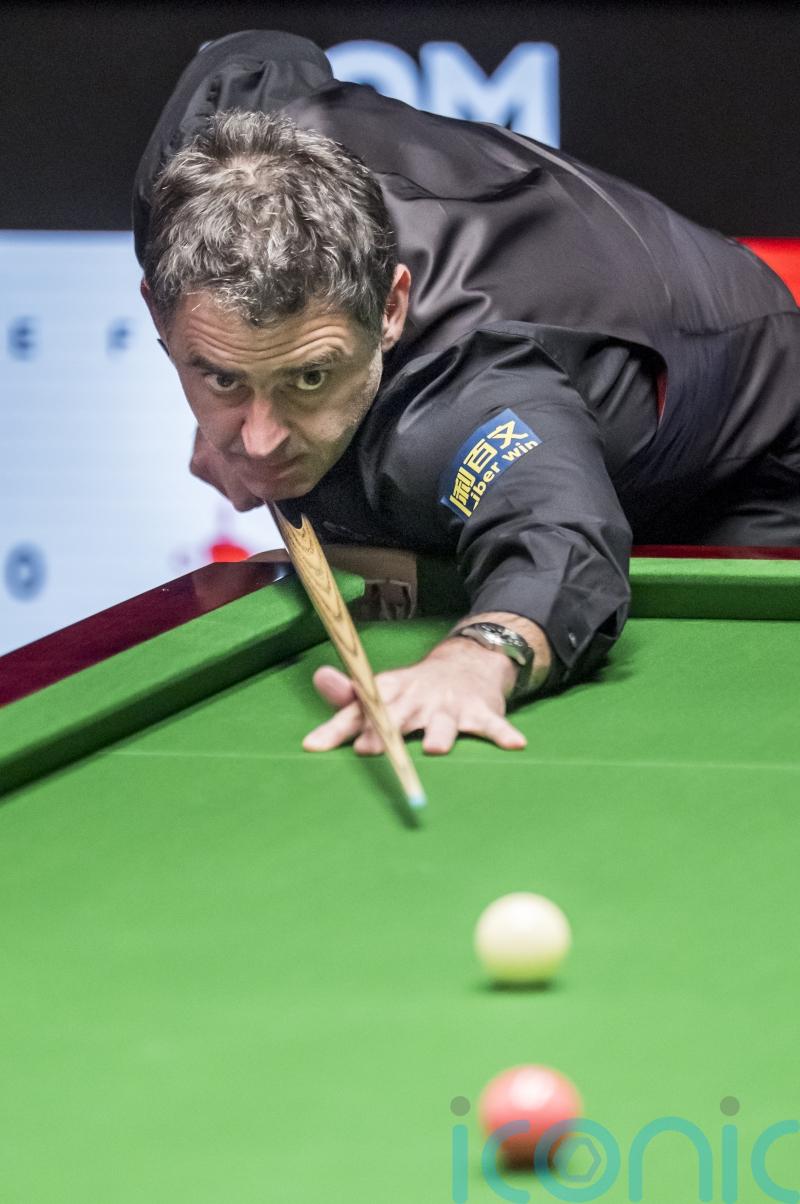 Ronnie O’Sullivan makes strong start to take control of Pang Junxu