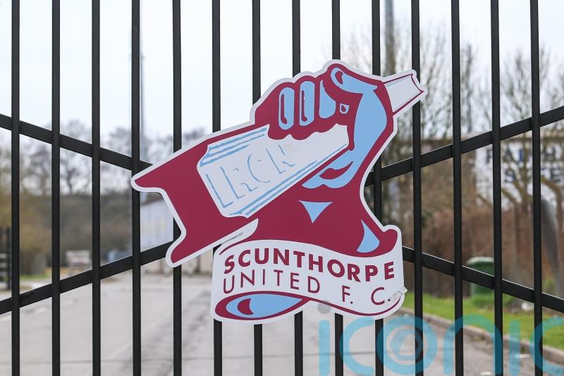 Declan Howe brace helps Scunthorpe to victory against Woking