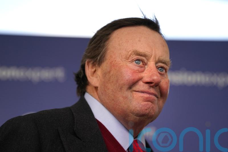 Nicky Henderson backs strike action in gambling tax protest