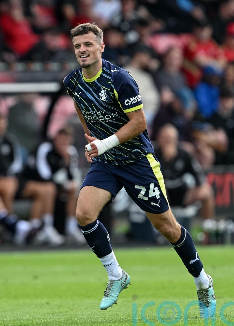 Lee Bell hails &lsquo;intelligent&rsquo; Josh March after Crewe thump Fleetwood