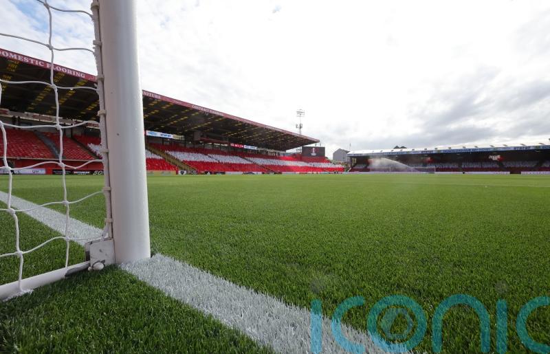 Aberdeen held by Livingston as pressure mounts on Jimmy Thelin