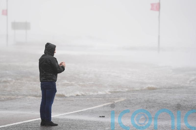 Storm Amy leaves 100,000 without power as cleanup under way in Ireland