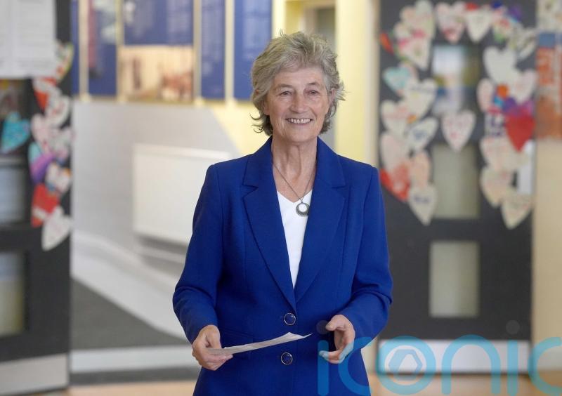 Polls close in Ireland&rsquo;s presidential election