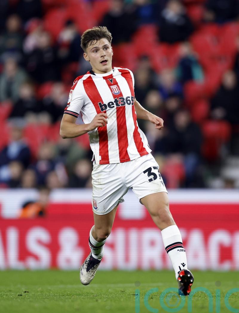 Emre Tezgel hits a hat-trick as Crewe beat Grimsby