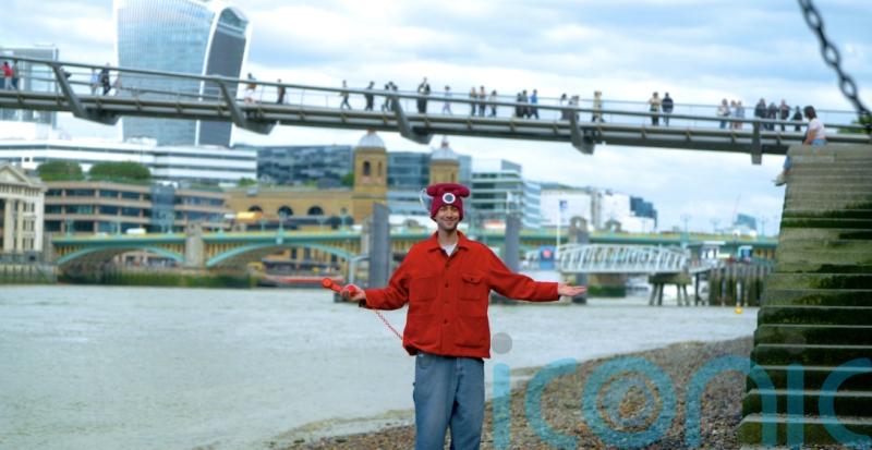 5 new podcasts to listen to this week.