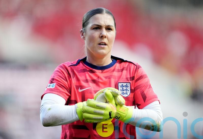 Mary Earps says she did not intend to &lsquo;tear anyone down&rsquo; in autobiography