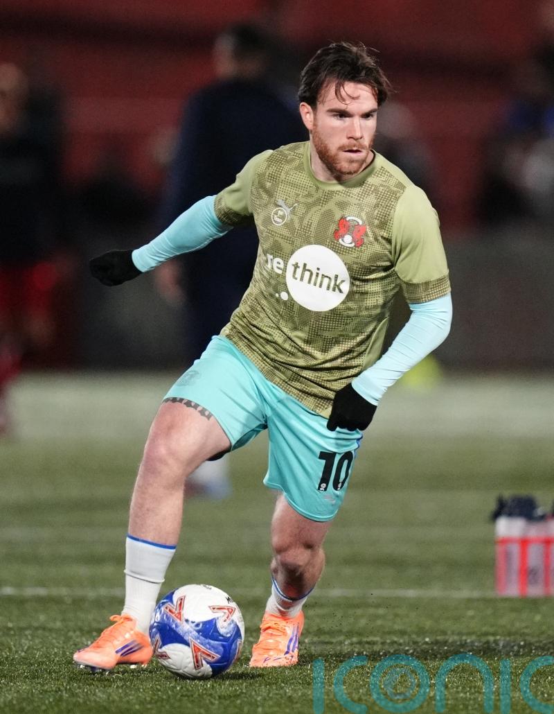 Aaron Connolly inspires Leyton Orient to emphatic win at Burton