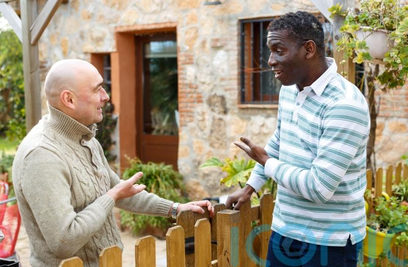 How to be the best neighbour you can be this Christmas