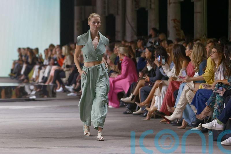 How to style the balloon pant trend