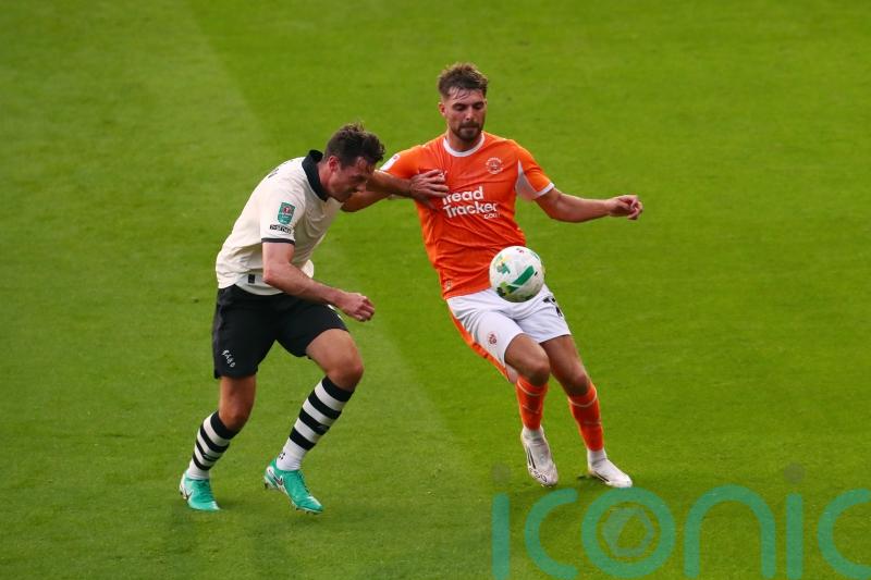 Blackpool edge out fellow strugglers Doncaster