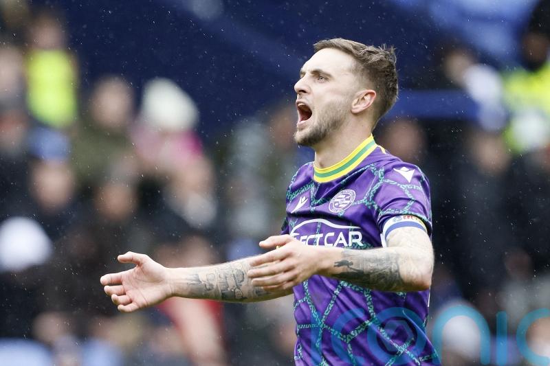 Lewis Wing at the double as Reading secure easy win over 10-man Plymouth