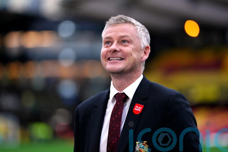 Ole Gunnar Solskjaer to hold talks with Manchester United on Saturday