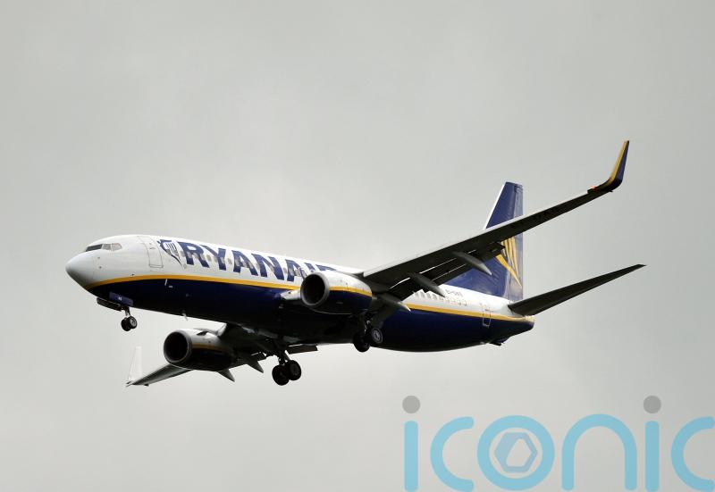 Ryanair hikes full-year fare and passenger outlook