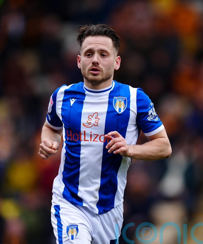 Cambridge and Colchester share spoils in entertaining clash